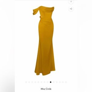 MISS CIRCLE  gold satin gown